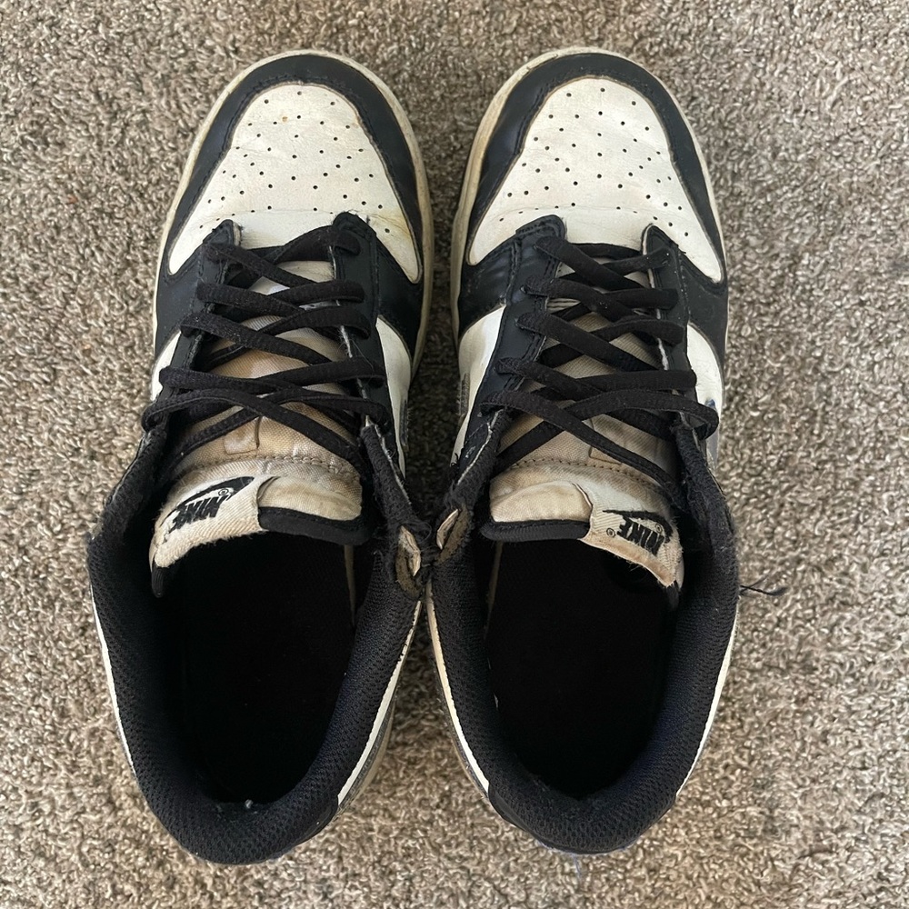 Nike Men’s Black and White High-Top Sneakers